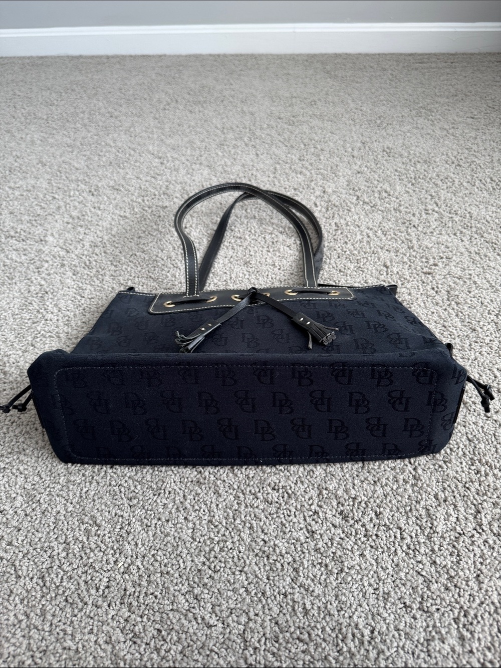 Dooney & Bourke Black Logo Jacquard Medium Handbag - Picture 8 of 8
